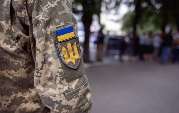 У Житомирі чоловік втік з машини ТЦК, застосувавши перцевий газ