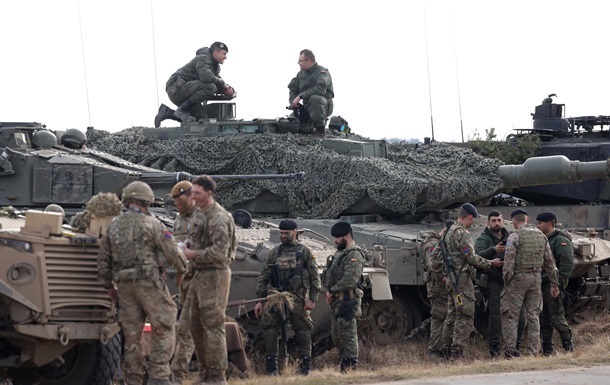 В ЄС підтвердили розгляд надсилання “військових радників” в Україну
