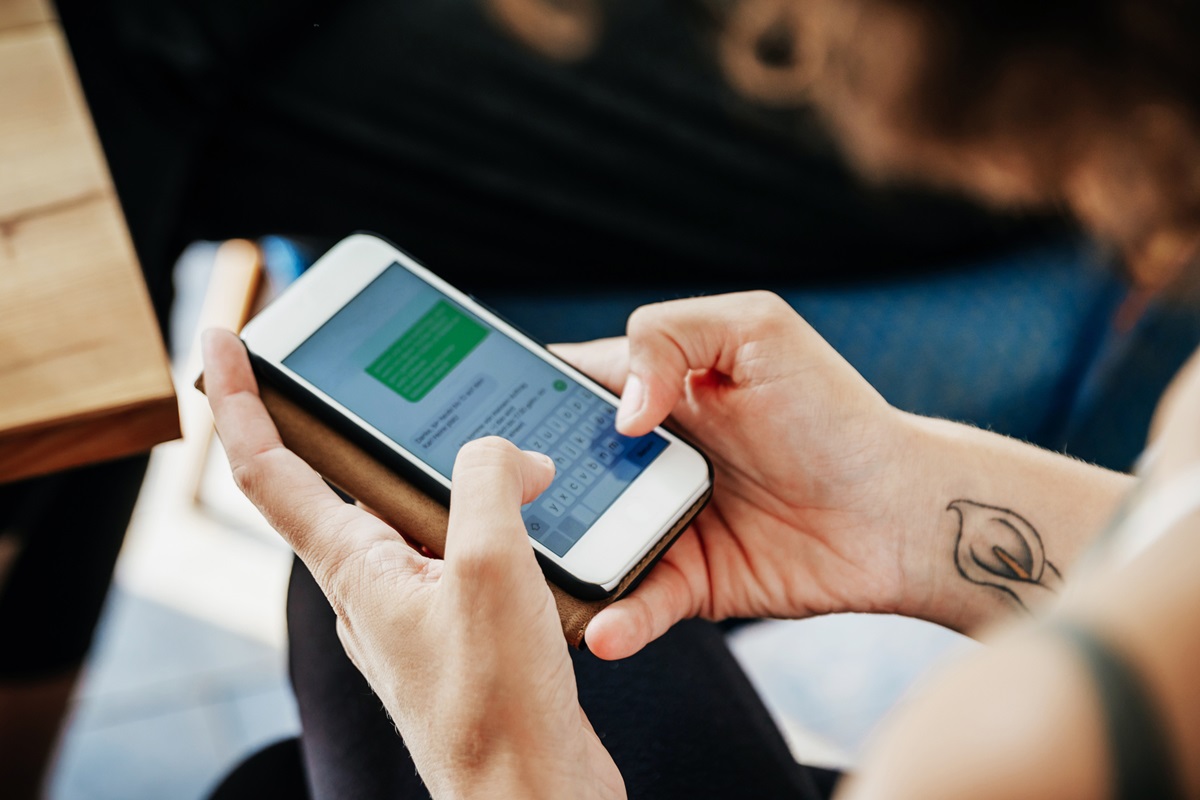 Новини України - Викрито схему вимагання грошей у підлітків у Telegram