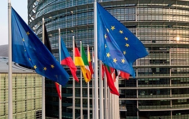 Новини світу - ЄК пропонує 25% мита на низку товарів зі США - ЗМІ