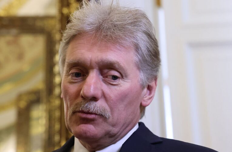 Кремль пояснив обмеження інтернету “небезпечним сусідством”
