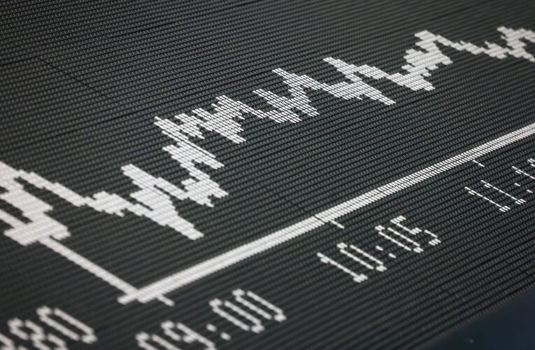 Європейські ринки обвалилися після заяви Трампа про 50% мито