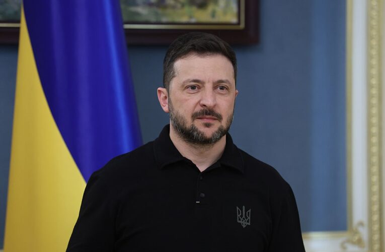 Зеленський планує відвідати інавгураційну месу Папи Лева XIV