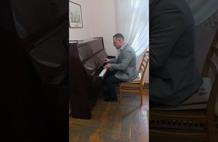 В Будинку-музеї Тараса Шевченка в Києві  #music #art #artist