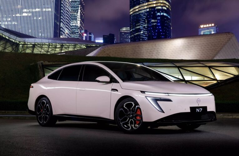 Електрокар Nissan став хітом у Китаї і вийде на глобальний ринок