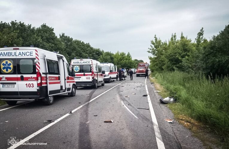 Смертельна ДТП на Хмельниччині: дві особи загинули