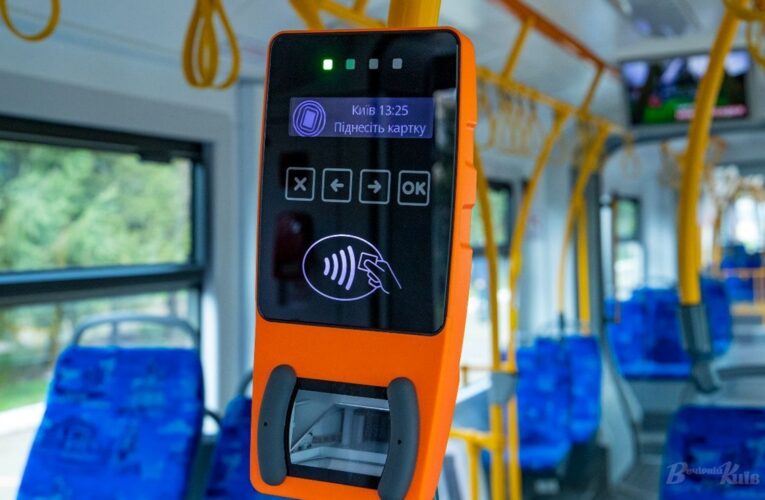 У наземному транспорті Києва не працює оплата QR-квитками