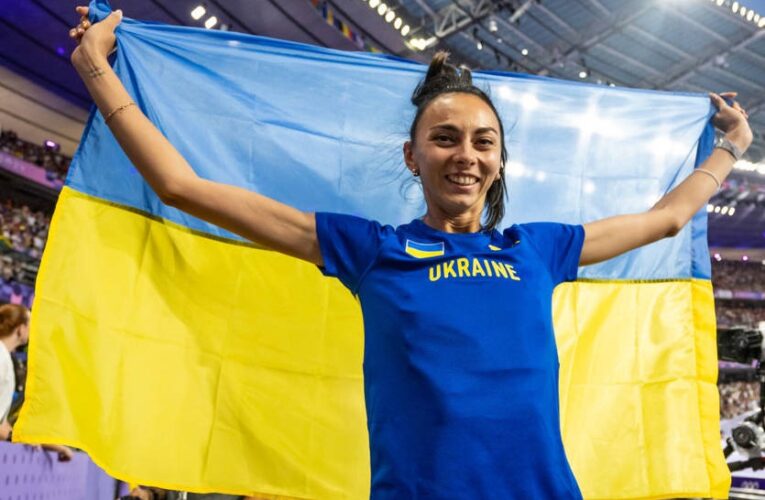 Українська олімпійська медалістка народила первістка
