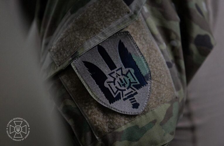 Наводив авіатаки по штабах ЗСУ: агента ФСБ ув’язнили на 15 років