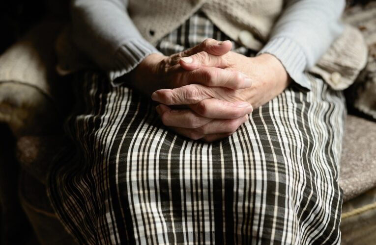 Після 50 років старіння різко прискорюється – вчені