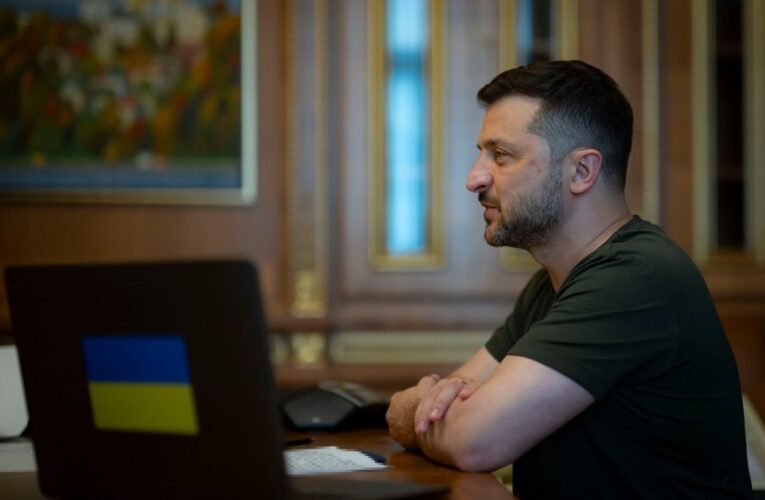 ППО та закон про НАБУ: Зеленський провів розмову з прем’єром Канади