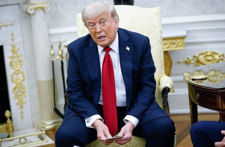 Трамп пообіцяв санкції проти Росії “через 50 днів”