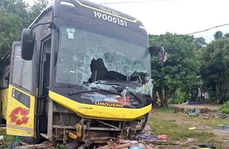 У В’єтнамі в ДТП потрапив автобус: дев’ять загиблих та 16 поранених