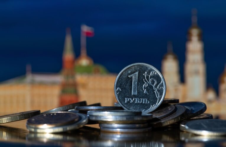 В Росії засекретили дані про стан економіки країни – СЗР