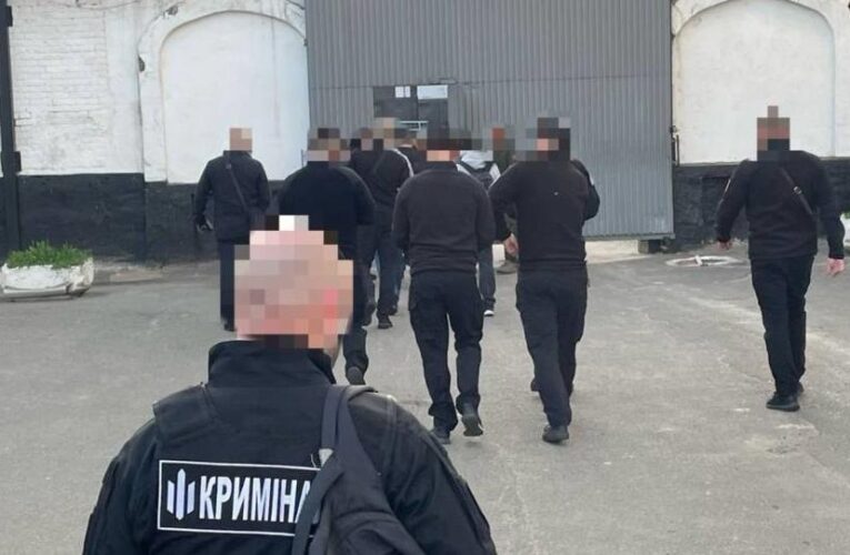 Смерть у Київському СІЗО: судитимуть 5 ув’язнених і 4 службовців установи