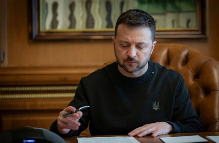 Зеленський запровадив санкції проти розробників ШІ-дронів РФ